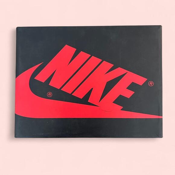 Jordan 1 Retro High OG Defiant SB - Picture 4 of 5